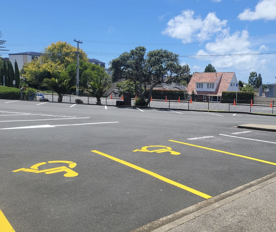 car-park-mobility-markings